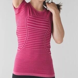 Lululemon tank tops, built in bra, bundle medium